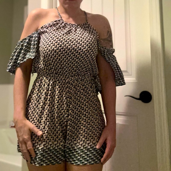 XS, Anthropologie Romper - Picture 2 of 7